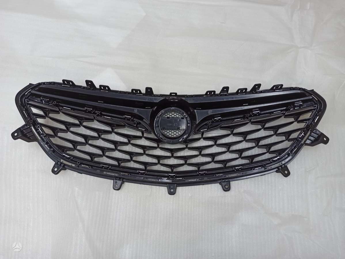 Opel Mokka X body parts
