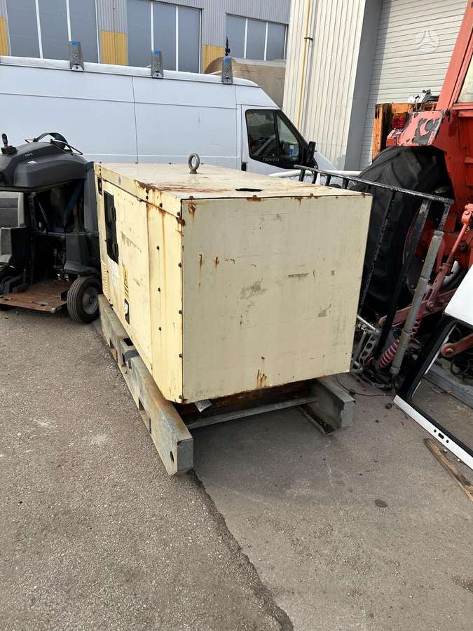 Ingersoll 40KW, electric generators