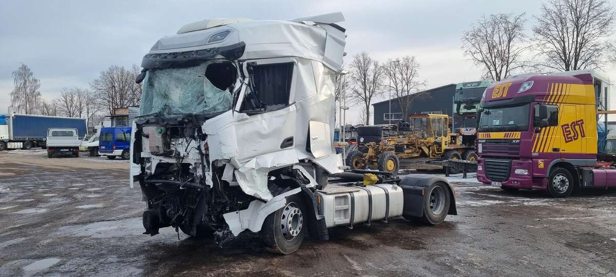 DAF XG 480, vilkikai