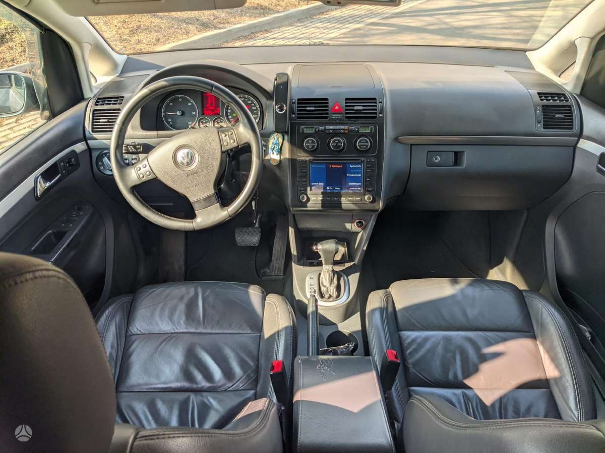 Volkswagen Touran, mpv / minivan