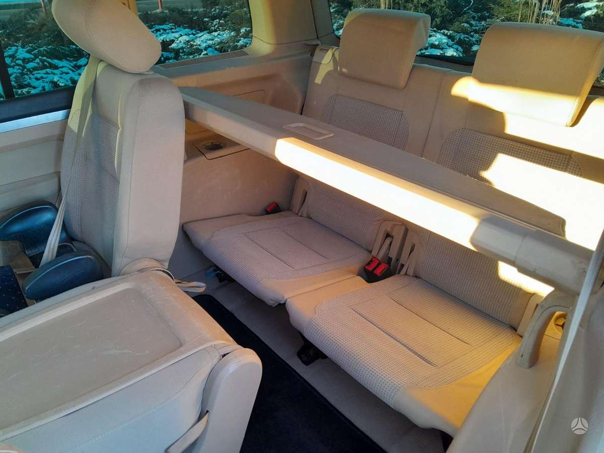 Volkswagen Touran, Минивэн