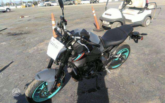 Yamaha MT, street / classic