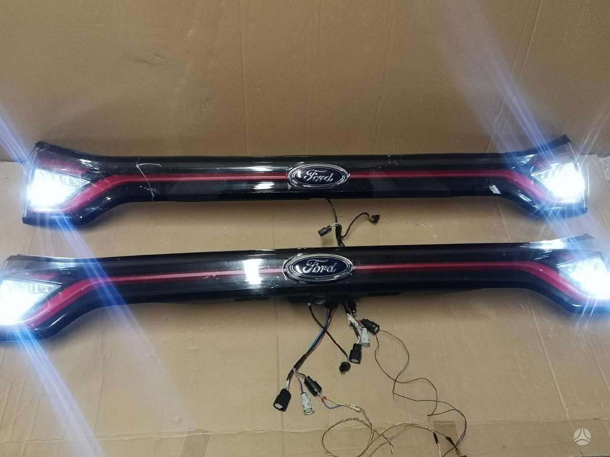 Ford Edge trim parts
