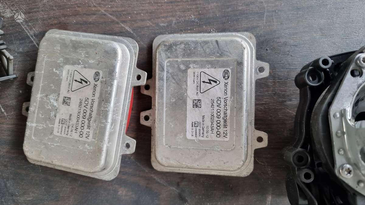 Skoda Superb, 3T1941016E, lights