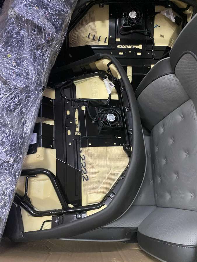 Volkswagen Phaeton salono detalės