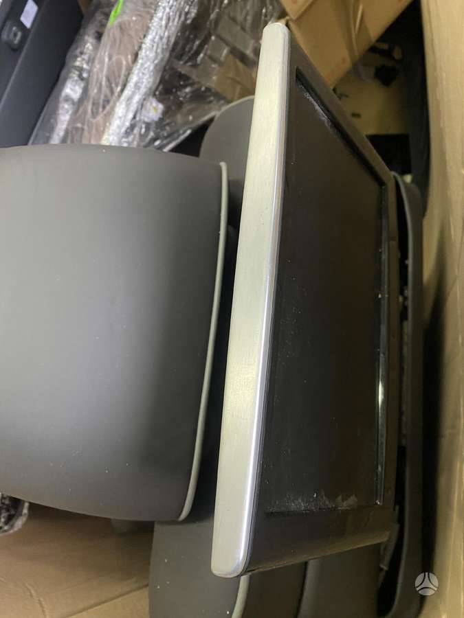 Volkswagen Phaeton salono detalės