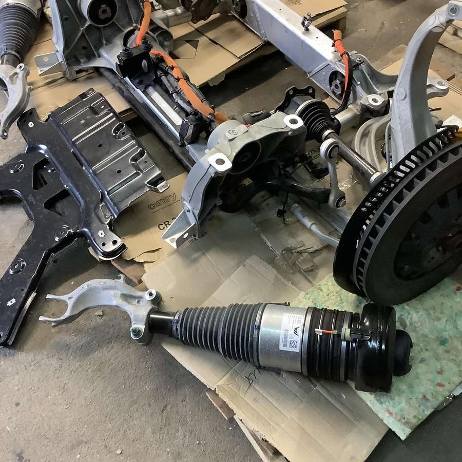 Audi e-tron chassis parts