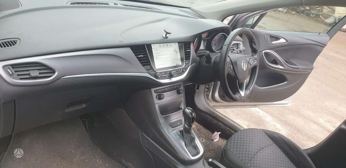 Opel Astra for parts