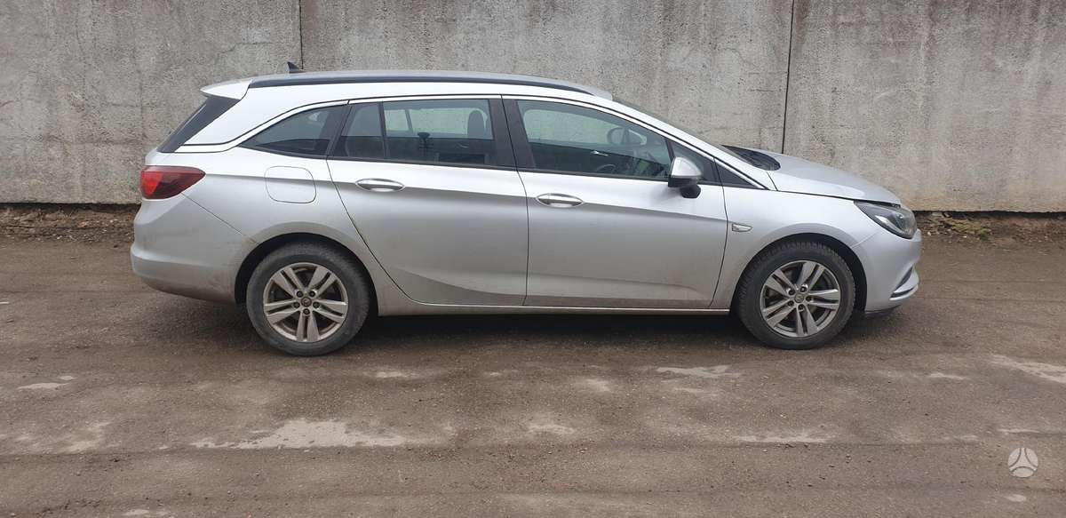Opel Astra for parts