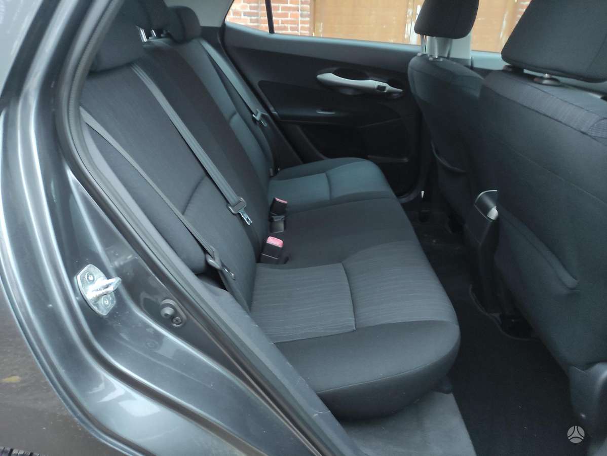 Toyota Auris детали кузова