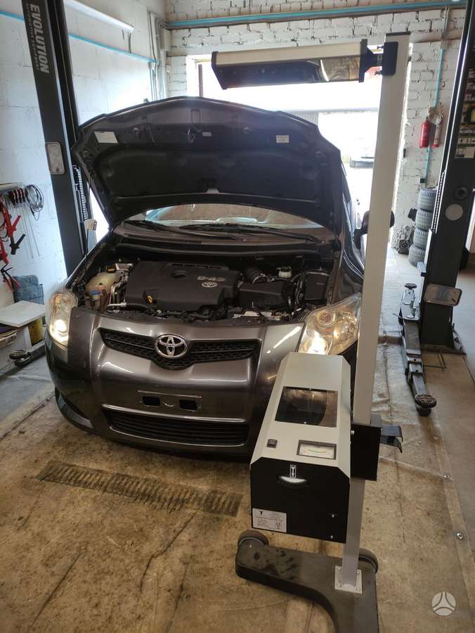 Toyota Auris детали кузова