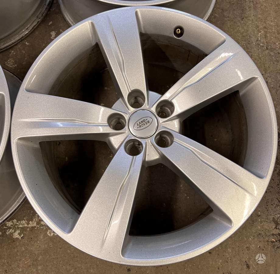 Land Rover, light alloy, R19