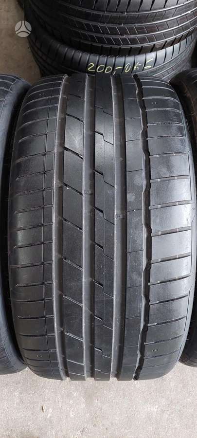 Hankook, summer 285/30 R22