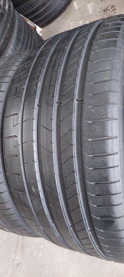 Pirelli, summer 285/30 R22