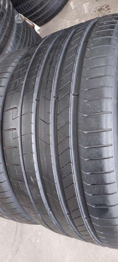 Pirelli, vasarinės 285/30 R22