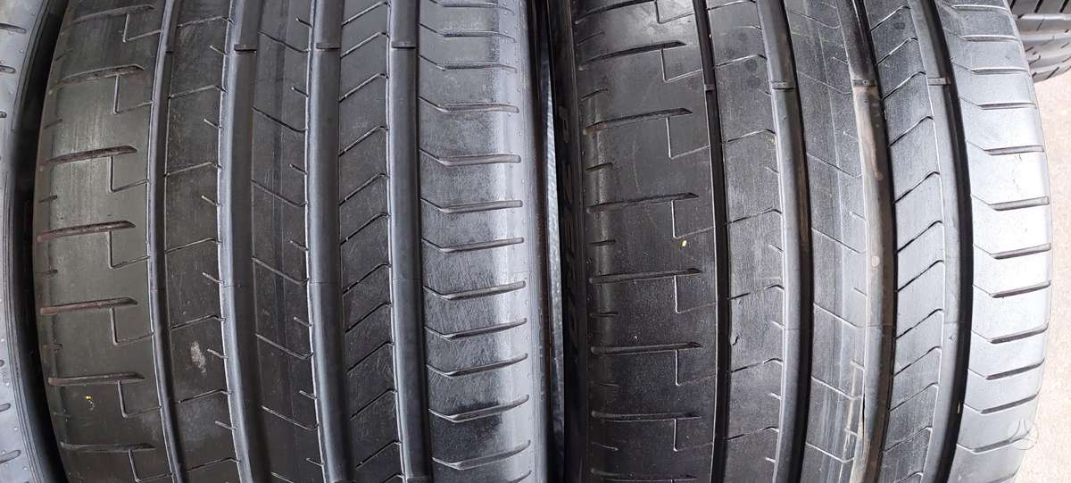 Pirelli, summer 285/30 R22