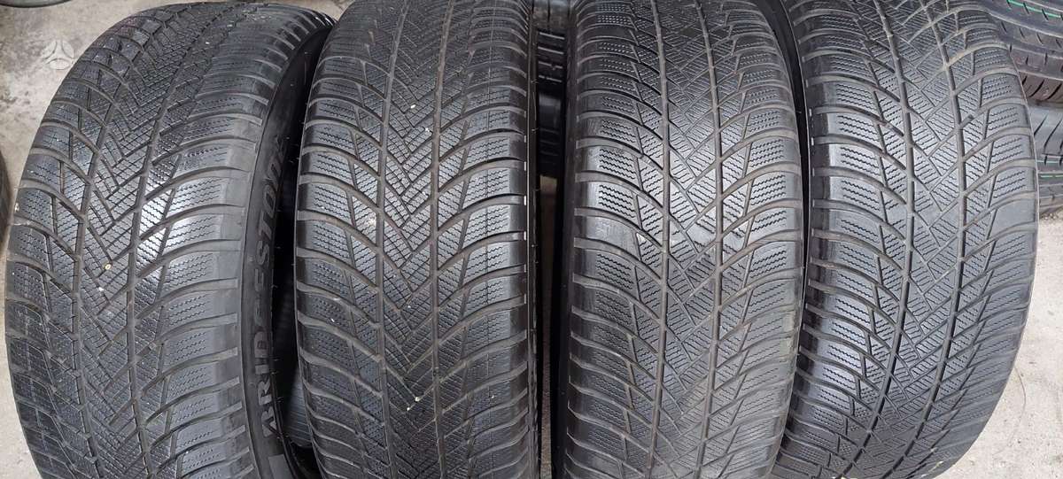 Bridgestone, зимние 225/60 R17