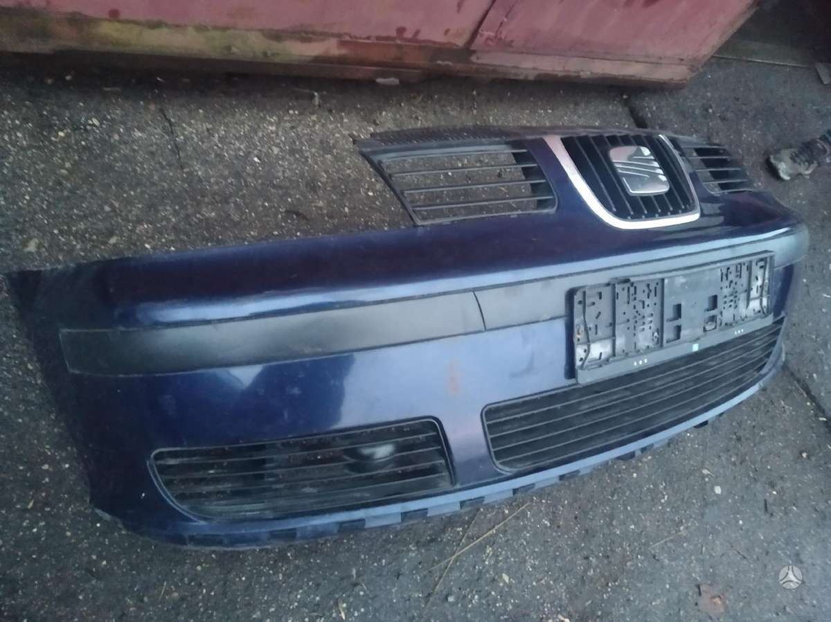 Seat Alhambra dalimis