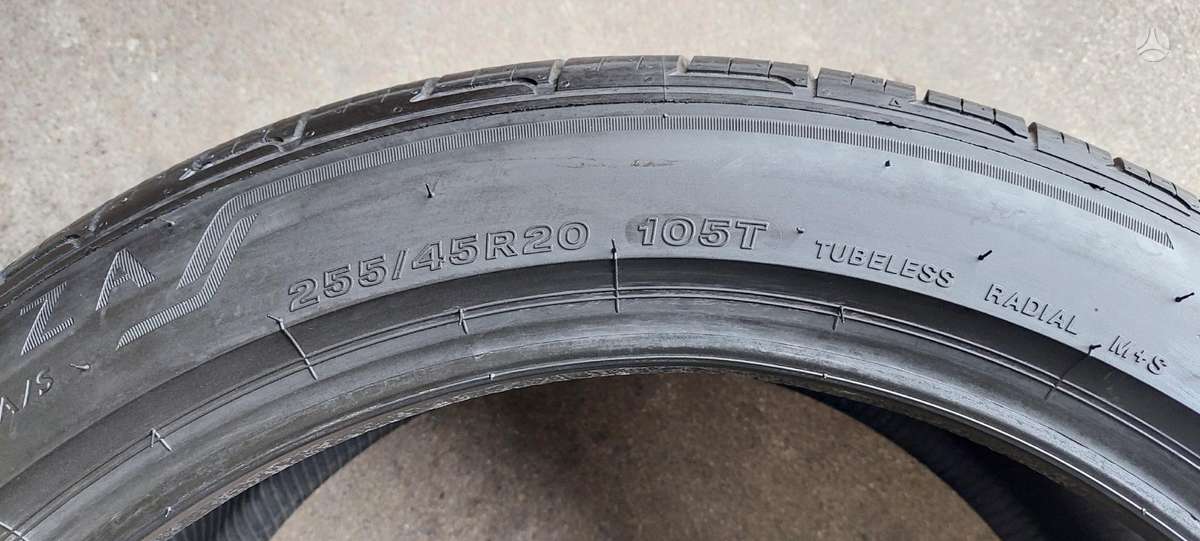Bridgestone, universalios 255/45 R20