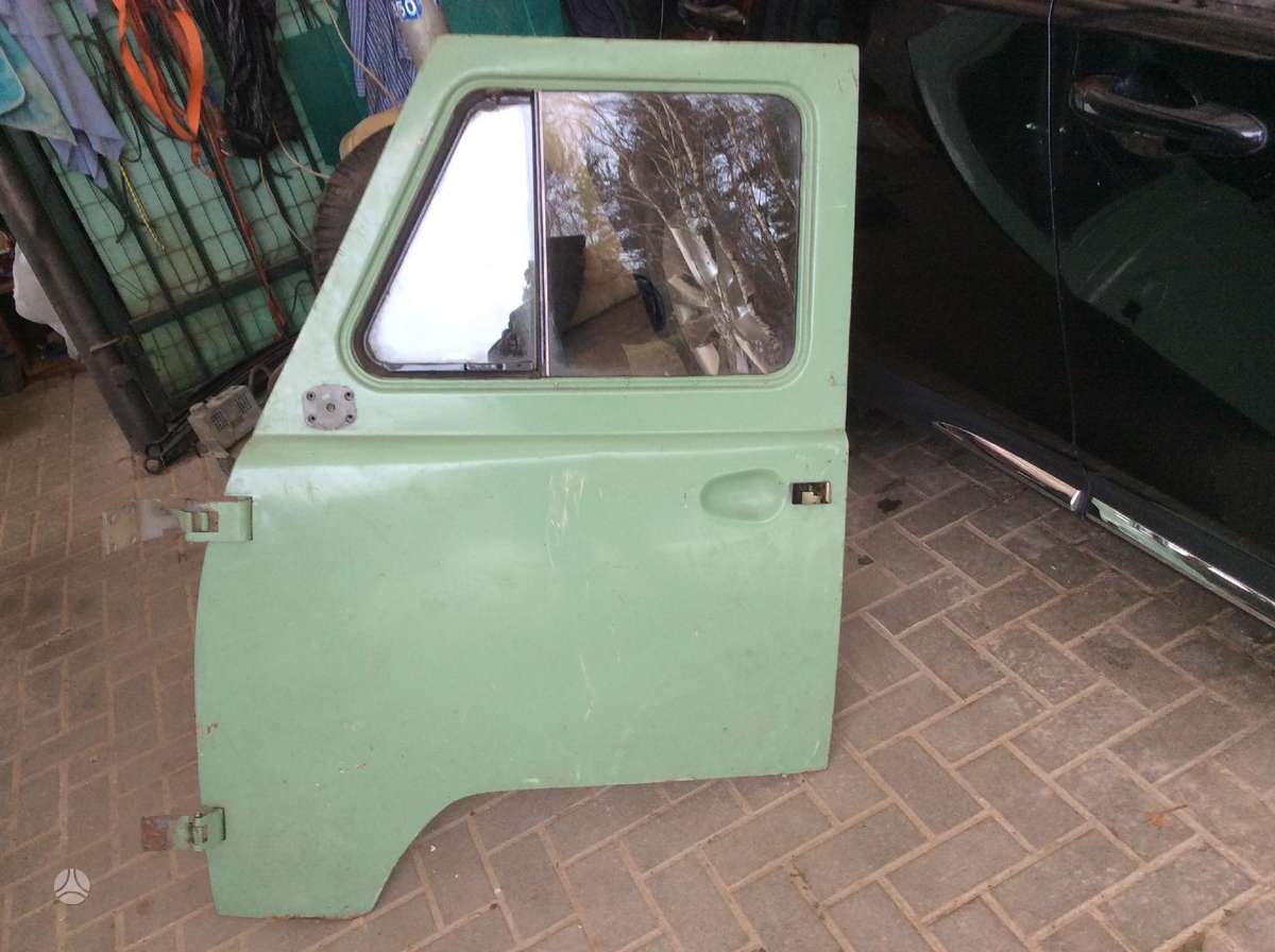 UAZ 469 детали кузова