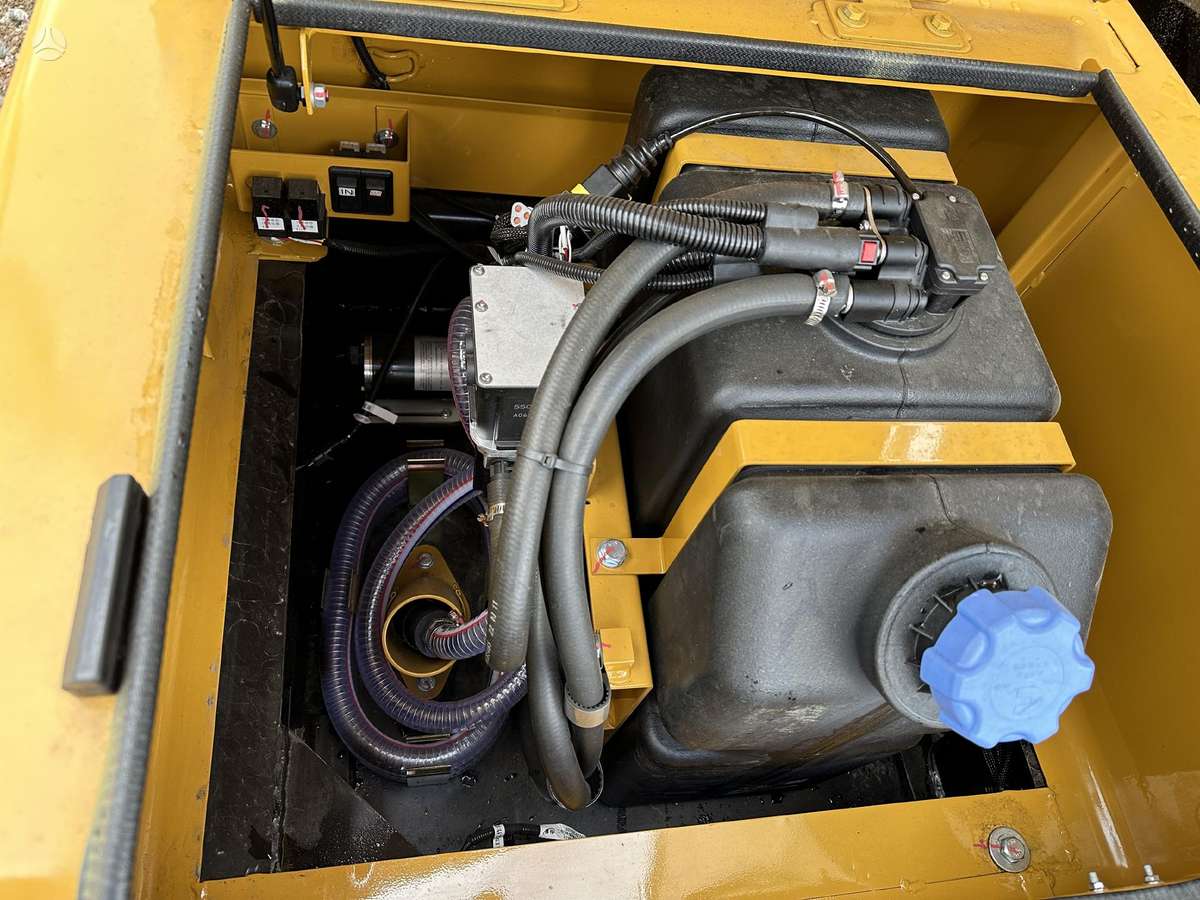 SANY SY215C, excavator