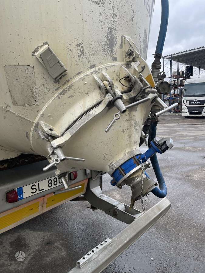 Benalu, tanker
