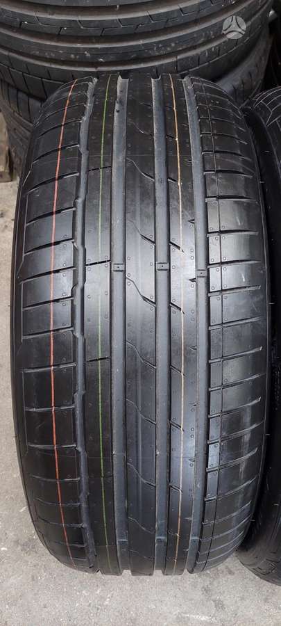 Hankook, summer 235/50 R20