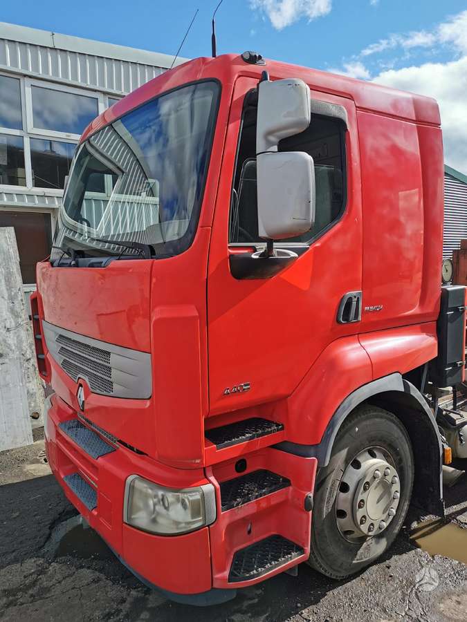 Renault Premium 440DXi, тягачи