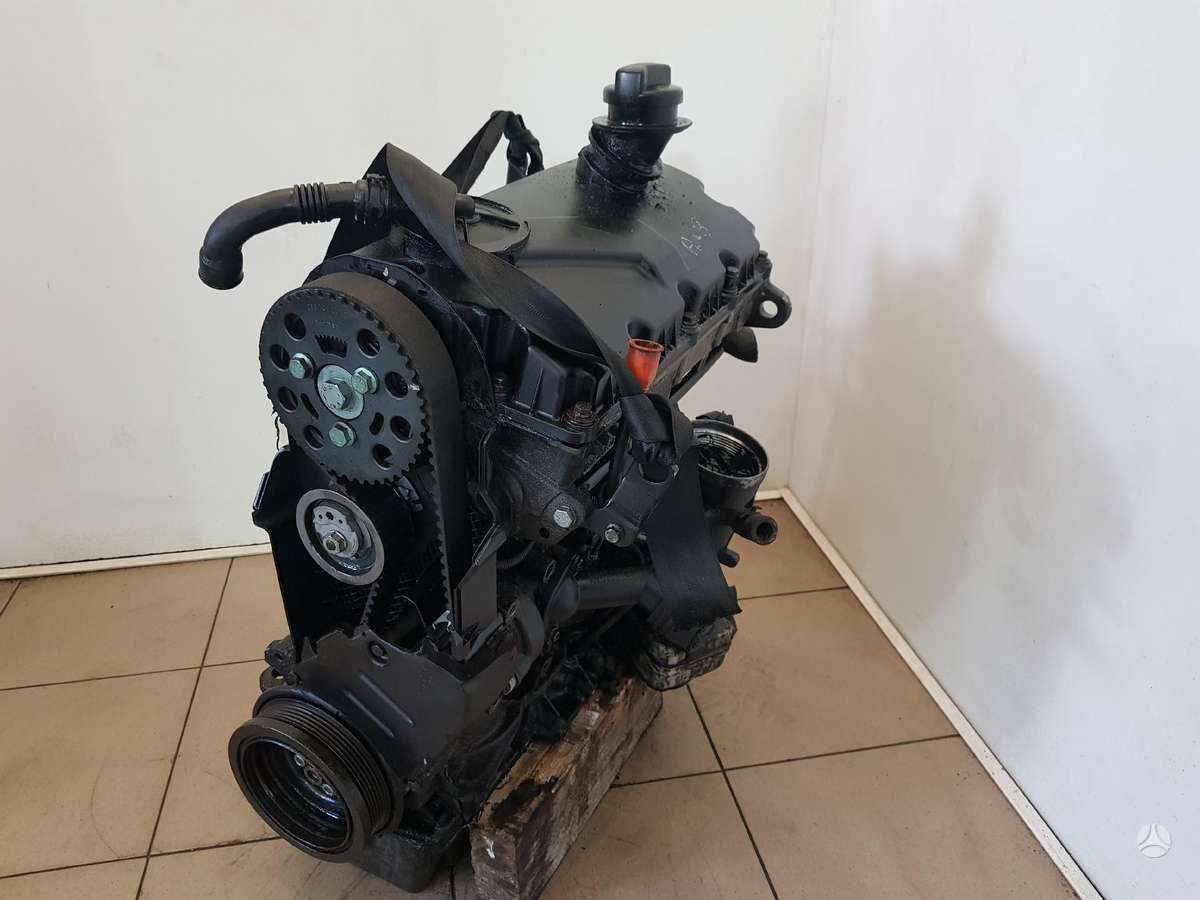 Volkswagen Transporter Variklio kodas axb