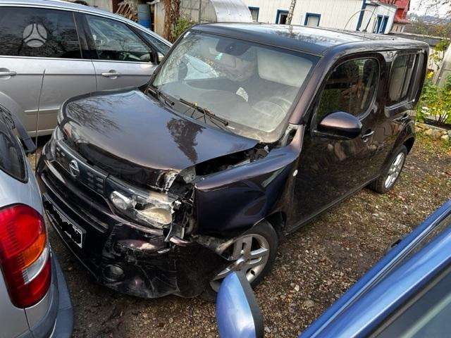 Nissan Cube по частям
