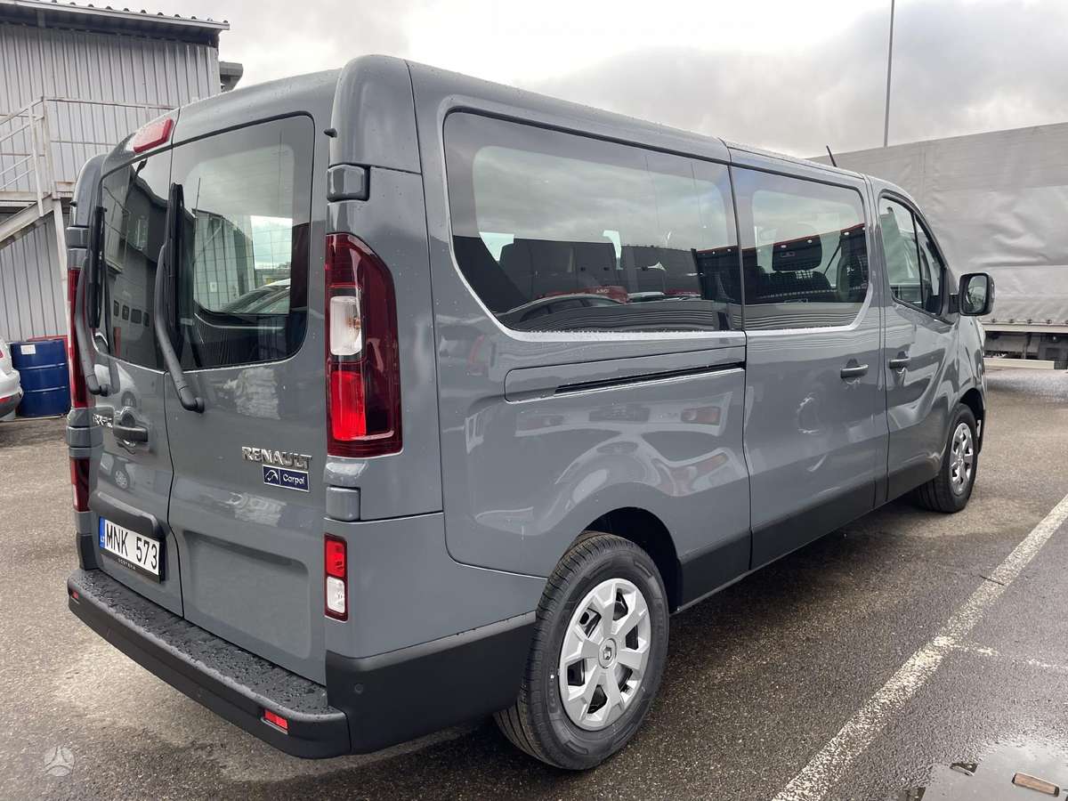 Ford Tourneo Custom, passenger minibus