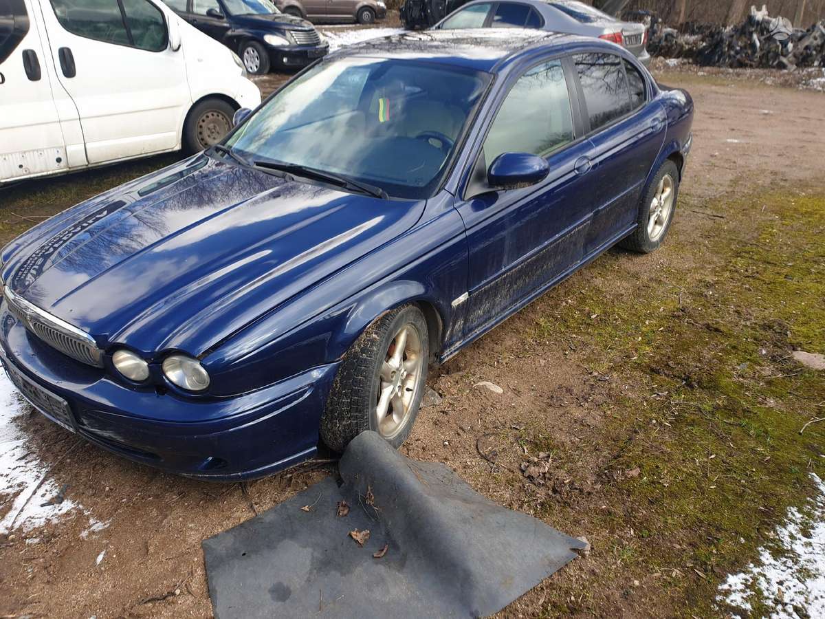 Jaguar X-Type по частям