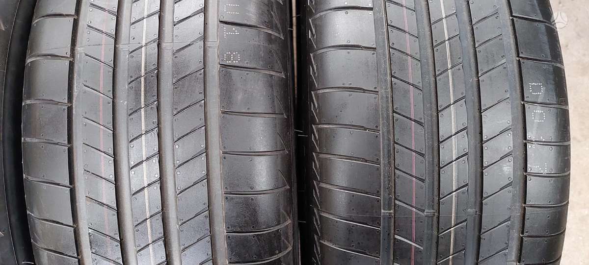 Bridgestone, summer 235/50 R20