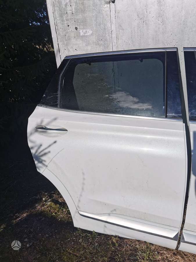 Hyundai Santa Fe 1 vnt 400