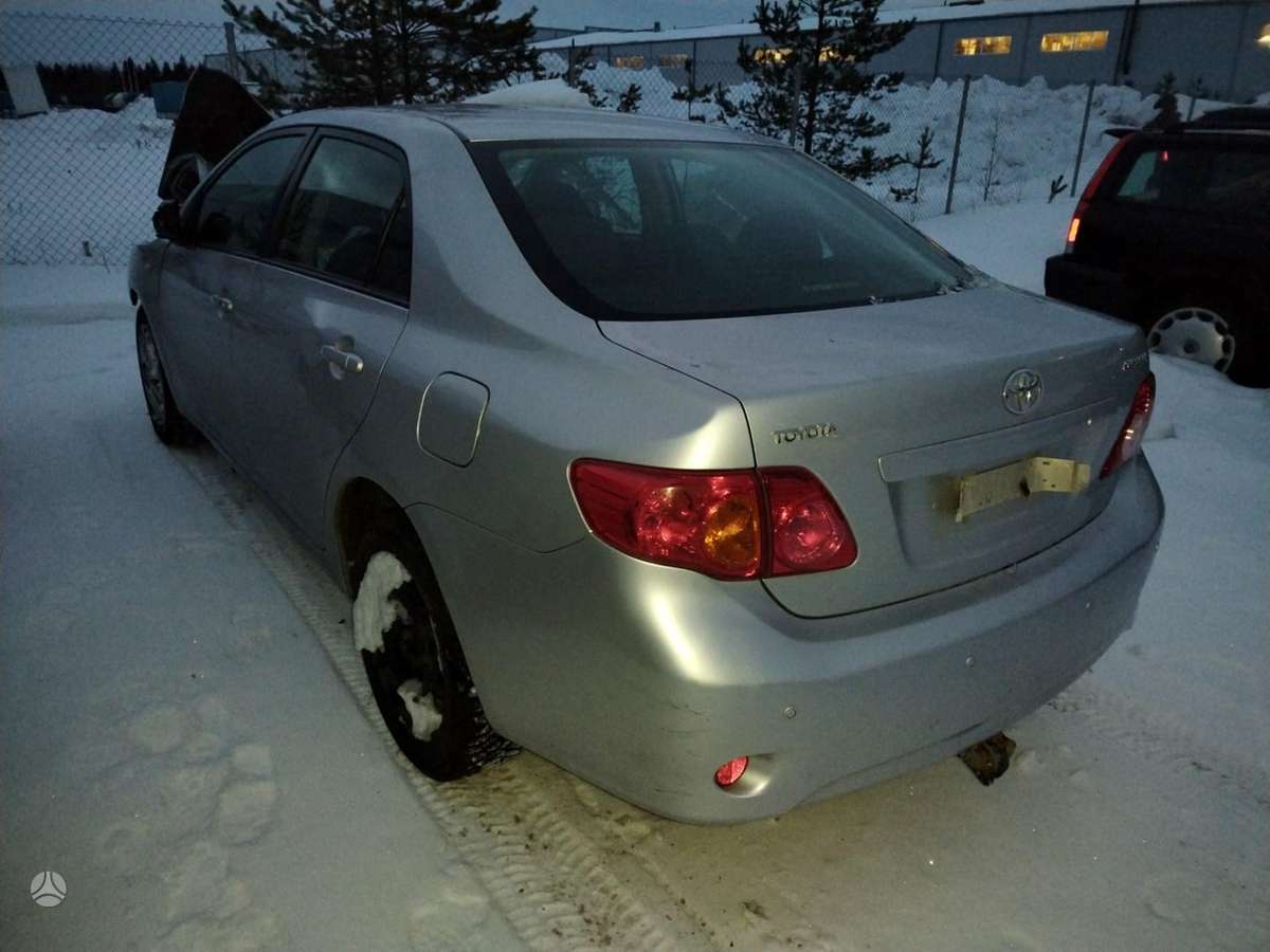 Toyota Corolla 1f7