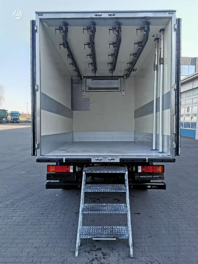 Mercedes-Benz Vario 818, рефрижераторы