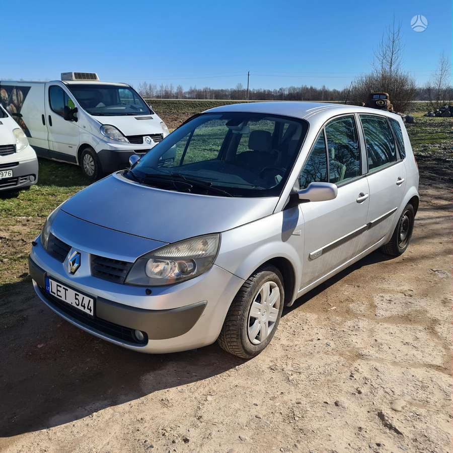 Renault Scenic dalimis. Europa dalimis