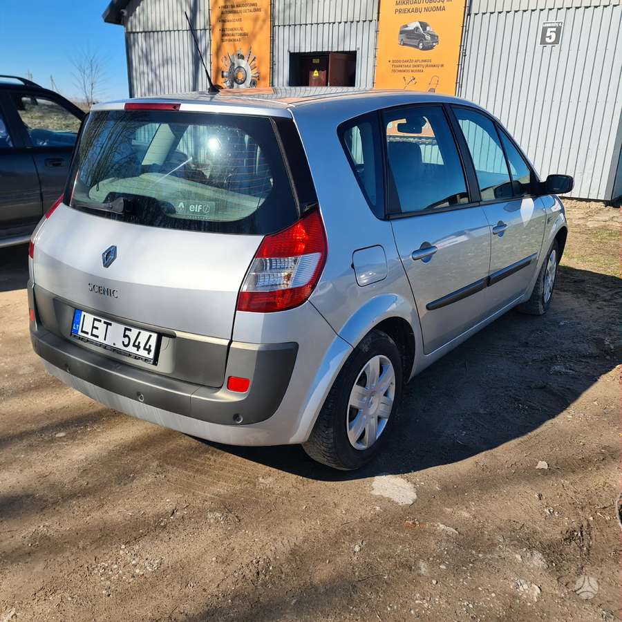 Renault Scenic по частям. Europa dalimis