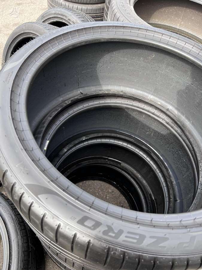 Pirelli P zero, summer 315/30 R22
