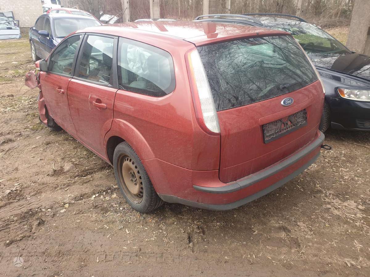 Ford Focus по частям