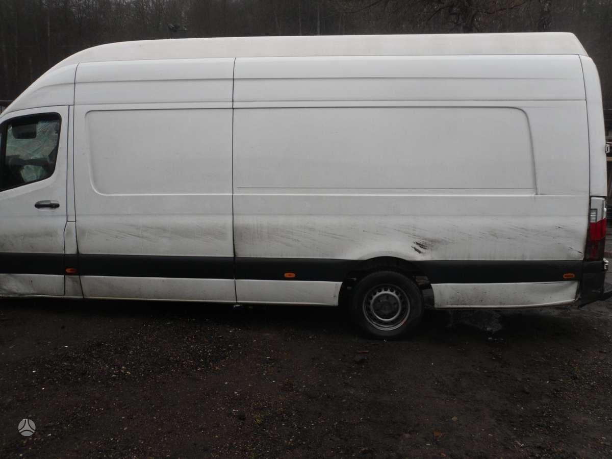 Mercedes-Benz Sprinter по частям