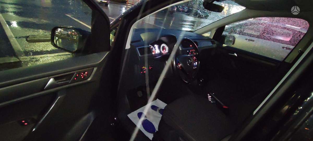 Volkswagen Caddy Maxi, 2.0 l., mpv / minivan