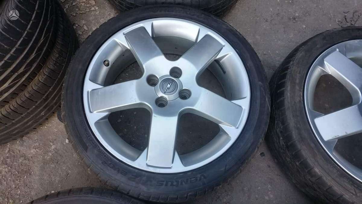 Opel Corsa, lengvojo lydinio, R17