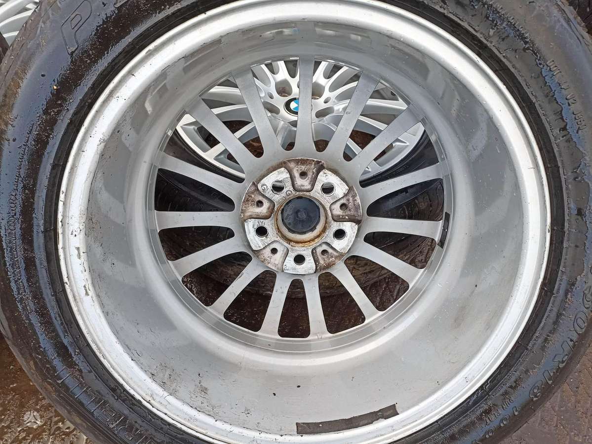 BMW G30, lengvojo lydinio, R18