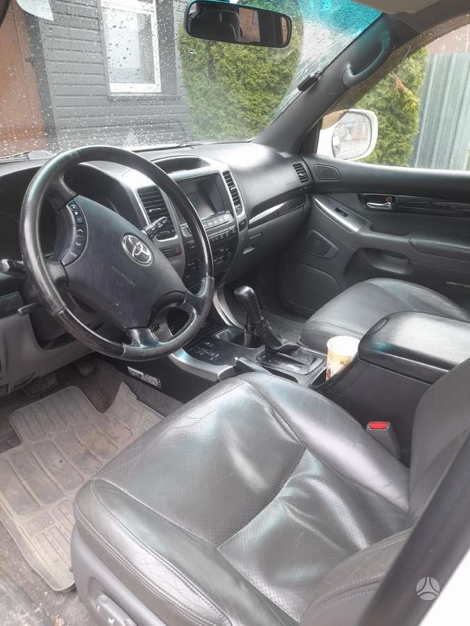 Toyota Land Cruiser по частям
