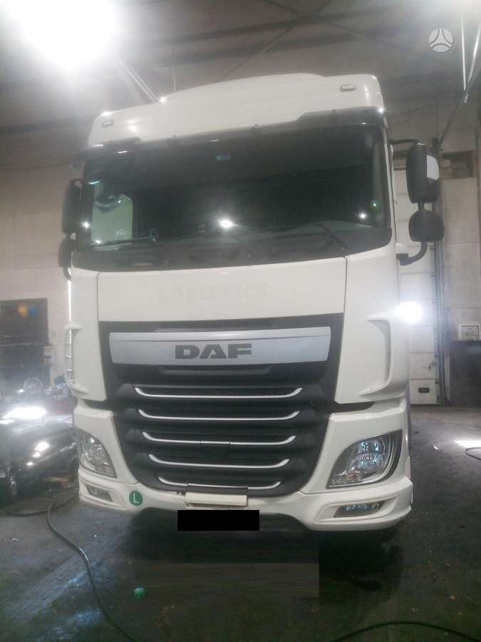 DAF XF106, vilkikai