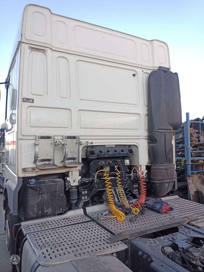 DAF XF106, vilkikai