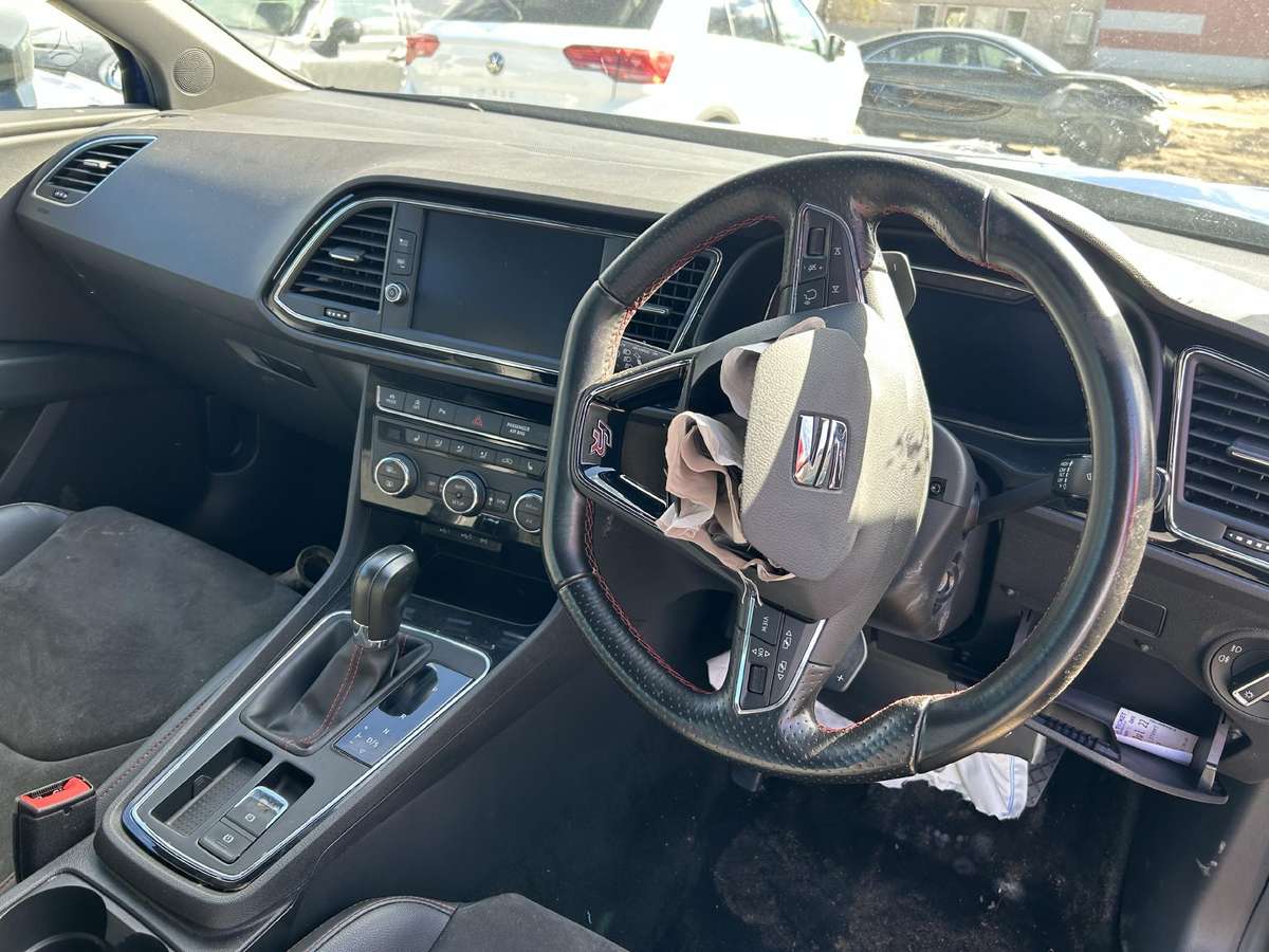 Seat Leon for parts