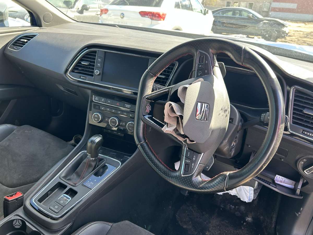 Seat Leon по частям