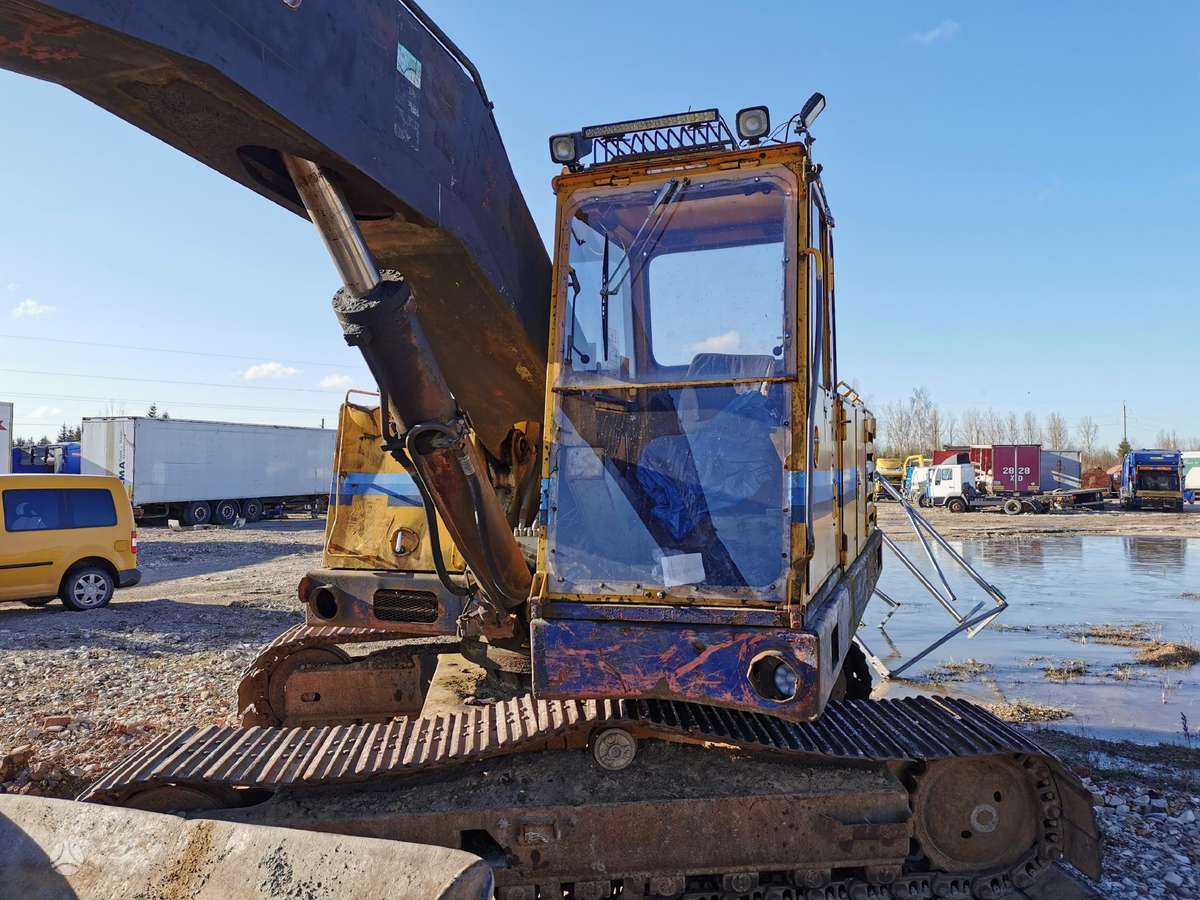 Akerman H12B, экскаваторы
